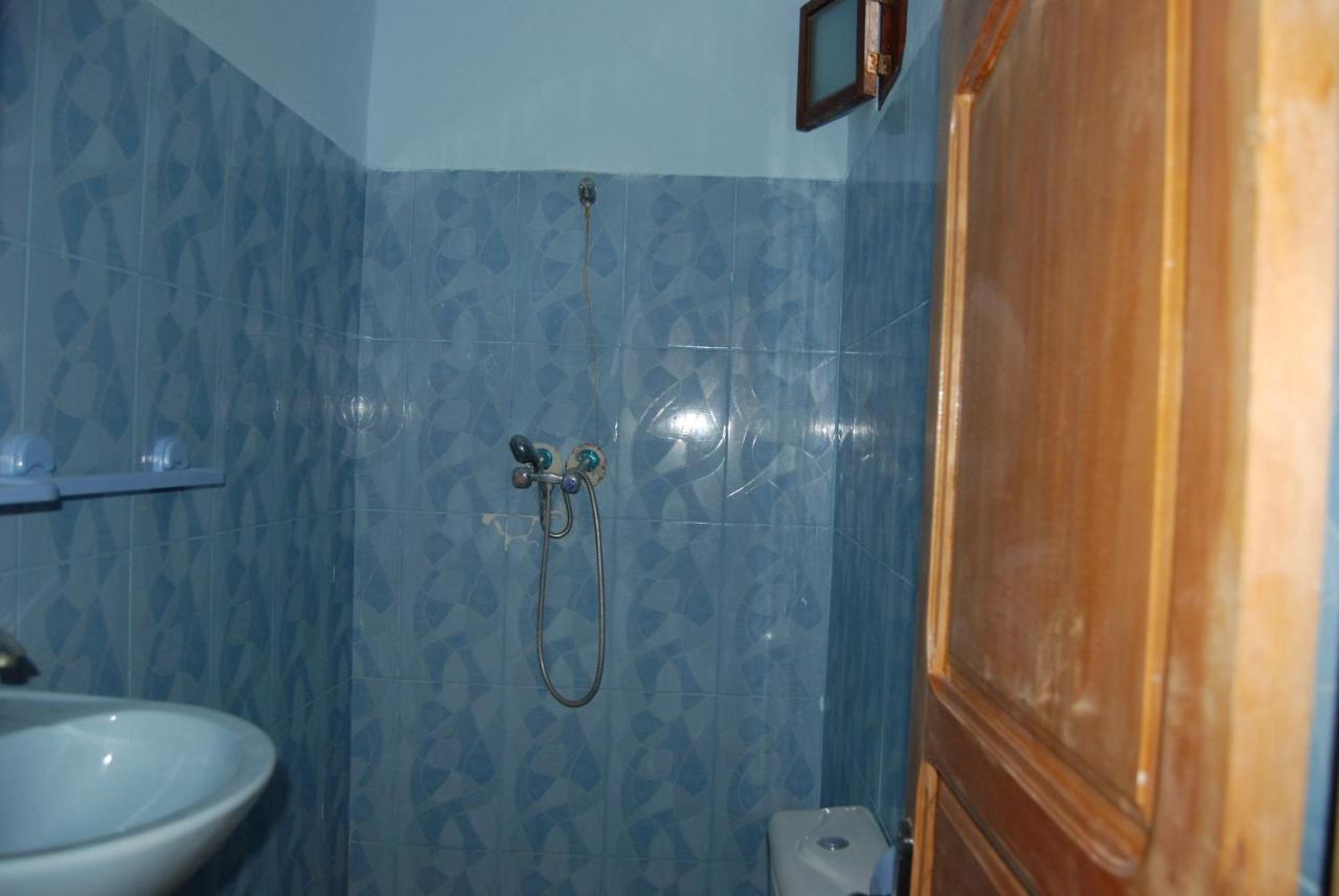 Auberge Tafilalt Bouzmou Bouzmou Imilchil Kamer foto