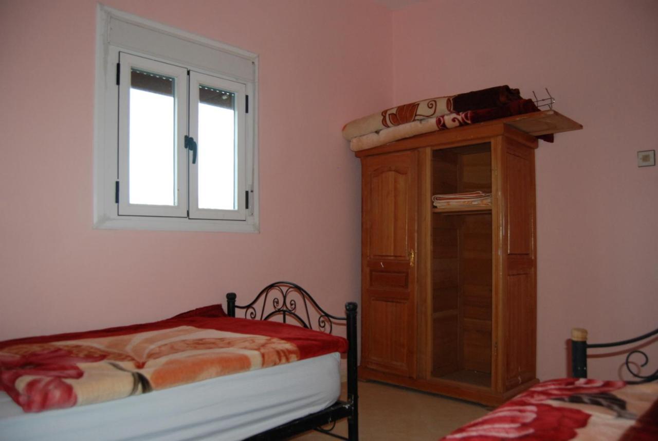 Auberge Tafilalt Bouzmou Bouzmou Imilchil Buitenkant foto