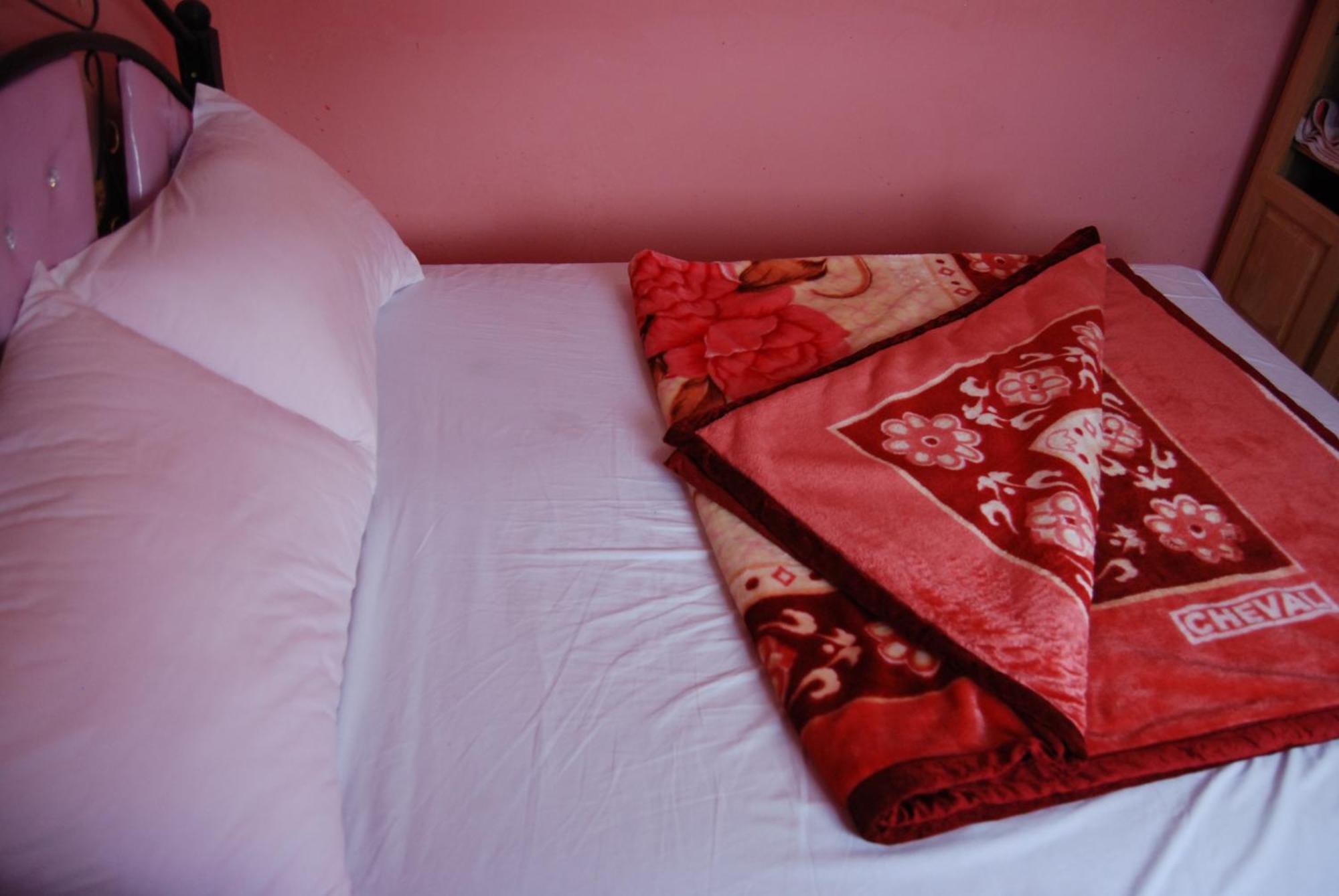Auberge Tafilalt Bouzmou Bouzmou Imilchil Kamer foto